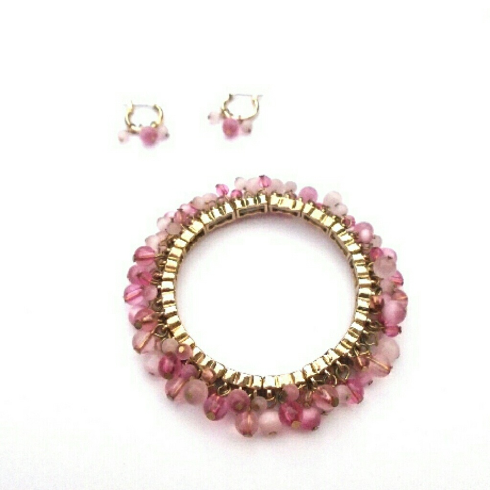 Gold bracelet & earring set